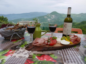 Гостиница Il Monte Farmhouse  Torricella Peligna